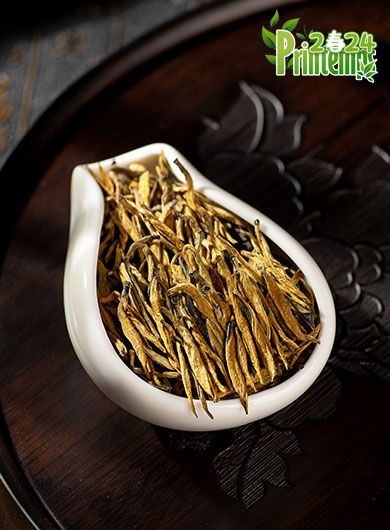 Yunnan Dian Hong Jin Zhen (aiguilles d'or) : thé noir grand cru 