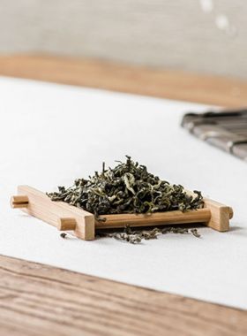 Bi Luo Chun au jasmin : thé vert parfumé