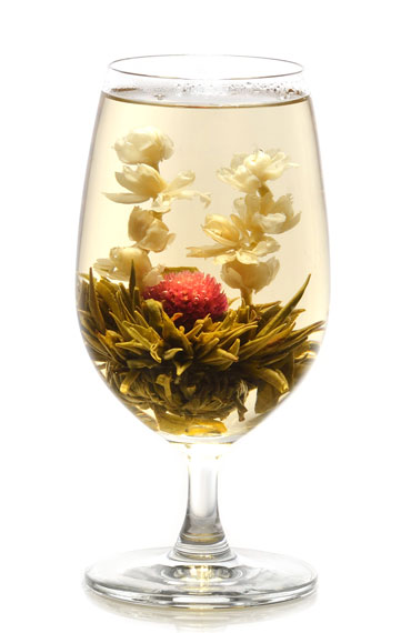 Collier de jasmin, un bijou en fleur de thé